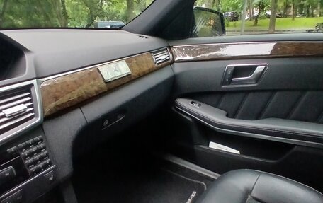 Mercedes-Benz E-Класс, 2012 год, 1 500 000 рублей, 5 фотография