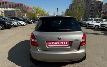 Skoda Fabia II, 2014 год, 890 000 рублей, 4 фотография