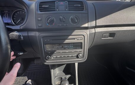 Skoda Fabia II, 2014 год, 890 000 рублей, 18 фотография