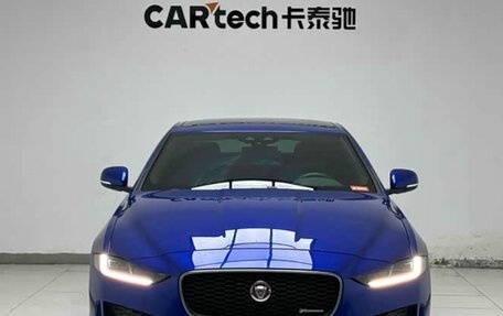 Jaguar XE I рестайлинг, 2022 год, 2 270 000 рублей, 2 фотография