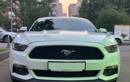 Ford Mustang VI рестайлинг, 2016 год, 2 749 000 рублей, 3 фотография