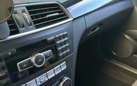 Mercedes-Benz C-Класс, 2011 год, 1 249 000 рублей, 16 фотография