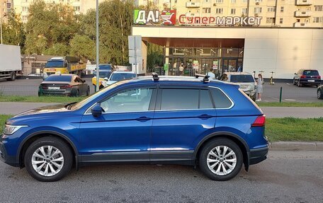 Volkswagen Tiguan II, 2021 год, 2 800 000 рублей, 10 фотография
