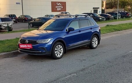 Volkswagen Tiguan II, 2021 год, 2 800 000 рублей, 8 фотография