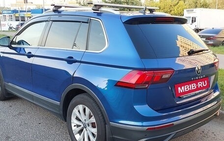 Volkswagen Tiguan II, 2021 год, 2 800 000 рублей, 14 фотография