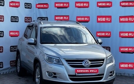 Volkswagen Tiguan I, 2010 год, 819 990 рублей, 3 фотография