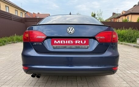 Volkswagen Jetta VI, 2011 год, 1 100 000 рублей, 4 фотография