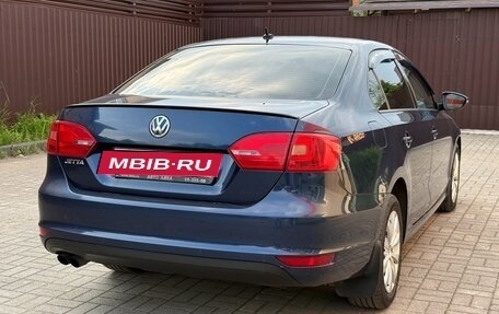 Volkswagen Jetta VI, 2011 год, 1 100 000 рублей, 5 фотография