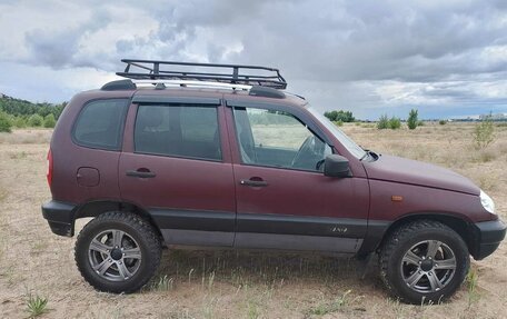 Chevrolet Niva I рестайлинг, 2004 год, 350 000 рублей, 3 фотография