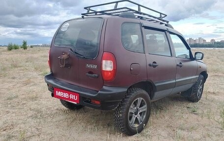 Chevrolet Niva I рестайлинг, 2004 год, 350 000 рублей, 2 фотография