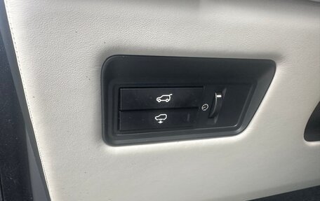 Land Rover Range Rover IV рестайлинг, 2014 год, 3 800 000 рублей, 18 фотография