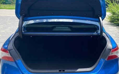 Toyota Camry, 2019 год, 2 700 000 рублей, 8 фотография