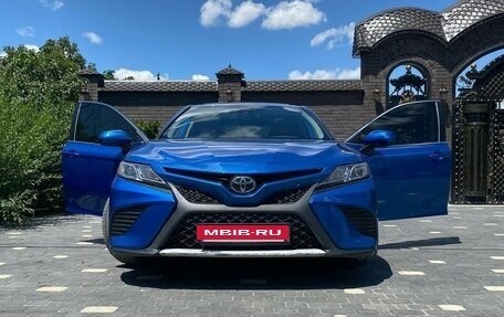 Toyota Camry, 2019 год, 2 700 000 рублей, 2 фотография