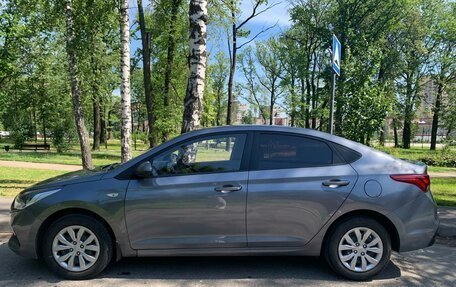 Hyundai Solaris II рестайлинг, 2019 год, 1 300 000 рублей, 11 фотография