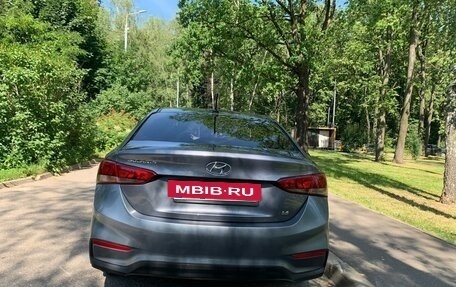 Hyundai Solaris II рестайлинг, 2019 год, 1 300 000 рублей, 14 фотография