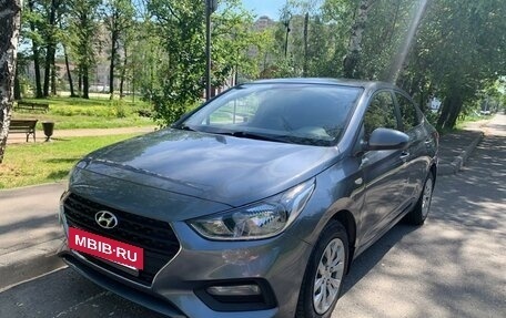 Hyundai Solaris II рестайлинг, 2019 год, 1 300 000 рублей, 10 фотография