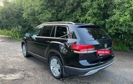 Volkswagen Teramont I, 2019 год, 2 300 000 рублей, 10 фотография