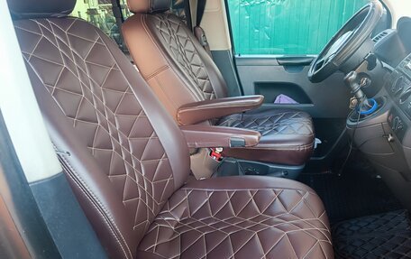 Volkswagen Multivan T5, 2010 год, 1 950 000 рублей, 12 фотография