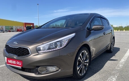KIA cee'd III, 2013 год, 930 000 рублей, 2 фотография