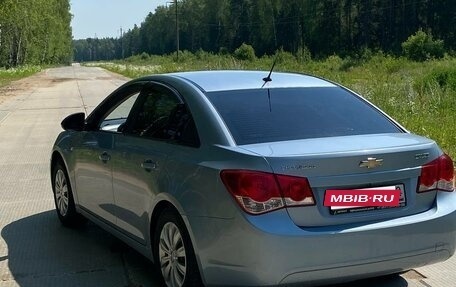 Chevrolet Cruze II, 2009 год, 580 000 рублей, 4 фотография