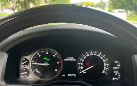 Toyota Land Cruiser 200, 2015 год, 5 200 000 рублей, 3 фотография