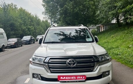 Toyota Land Cruiser 200, 2015 год, 5 200 000 рублей, 14 фотография