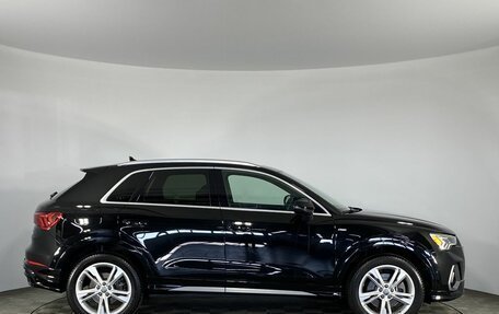 Audi Q3, 2019 год, 4 040 000 рублей, 10 фотография