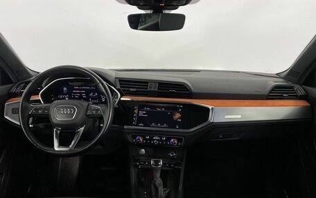 Audi Q3, 2019 год, 4 040 000 рублей, 15 фотография