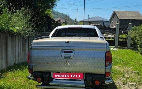 Mitsubishi L200 IV рестайлинг, 2014 год, 1 700 000 рублей, 4 фотография