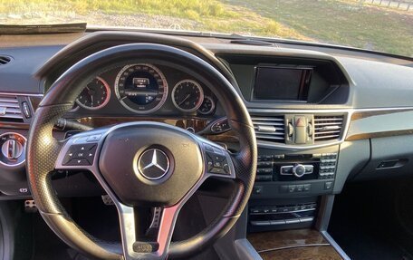 Mercedes-Benz E-Класс, 2013 год, 1 950 000 рублей, 7 фотография