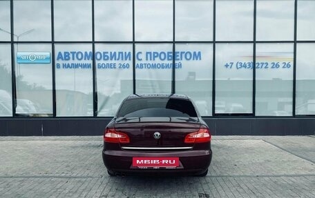 Skoda Superb III рестайлинг, 2013 год, 1 170 000 рублей, 4 фотография