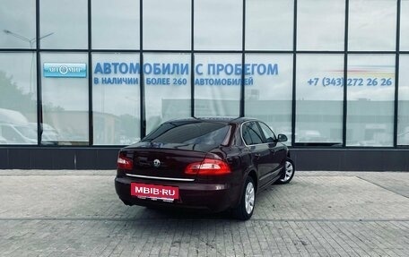 Skoda Superb III рестайлинг, 2013 год, 1 170 000 рублей, 5 фотография