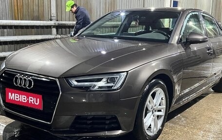 Audi A4, 2019 год, 3 000 000 рублей, 1 фотография