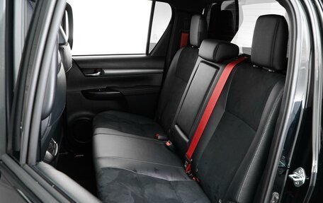 Toyota Hilux VIII, 2024 год, 8 299 000 рублей, 11 фотография