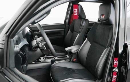 Toyota Hilux VIII, 2024 год, 8 299 000 рублей, 12 фотография