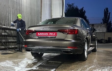 Audi A4, 2019 год, 3 000 000 рублей, 4 фотография