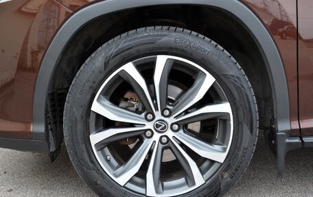 Lexus RX IV рестайлинг, 2019 год, 3 499 000 рублей, 7 фотография