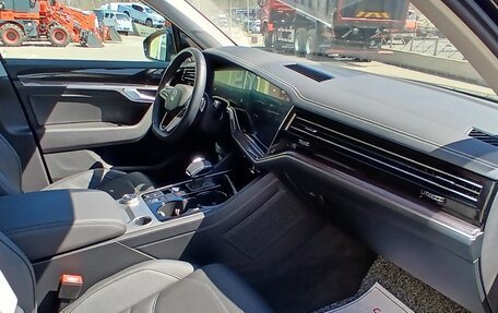 Volkswagen Touareg III, 2021 год, 6 350 000 рублей, 24 фотография