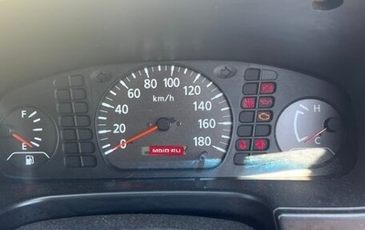 Nissan Expert, 2000 год, 270 000 рублей, 1 фотография