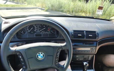 BMW 5 серия, 1999 год, 550 000 рублей, 1 фотография