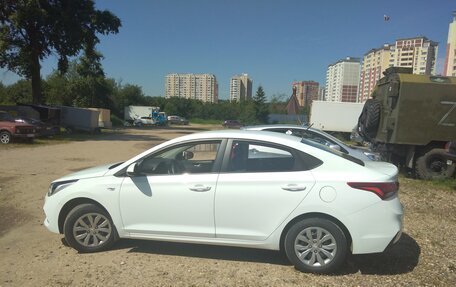 Hyundai Solaris II рестайлинг, 2019 год, 1 200 000 рублей, 1 фотография