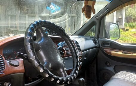 Hyundai Starex I рестайлинг, 2002 год, 800 000 рублей, 4 фотография