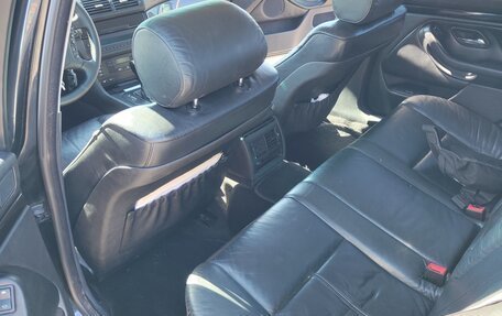 BMW 5 серия, 1999 год, 550 000 рублей, 6 фотография