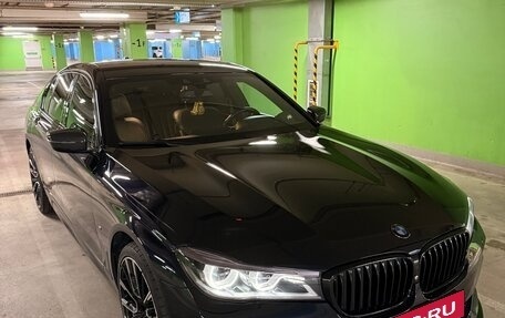 BMW 7 серия, 2017 год, 4 790 000 рублей, 9 фотография