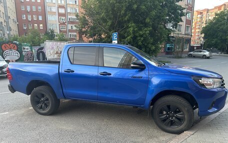 Toyota Hilux VII, 2015 год, 1 700 000 рублей, 4 фотография