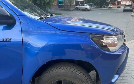 Toyota Hilux VII, 2015 год, 1 700 000 рублей, 12 фотография