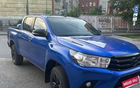Toyota Hilux VII, 2015 год, 1 700 000 рублей, 3 фотография