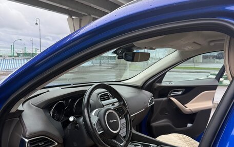 Jaguar F-Pace, 2018 год, 2 800 000 рублей, 4 фотография
