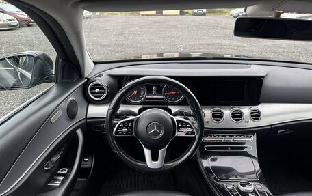 Mercedes-Benz E-Класс, 2020 год, 2 600 000 рублей, 9 фотография