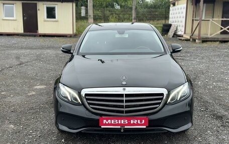 Mercedes-Benz E-Класс, 2020 год, 2 600 000 рублей, 2 фотография